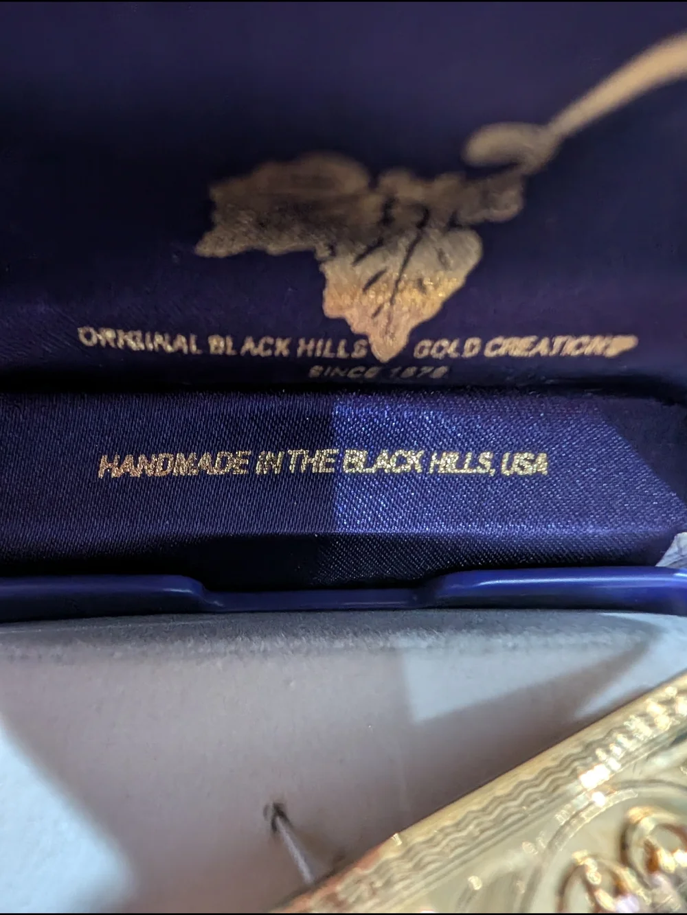 Black Hills Gold Money Clip Landstrom's Engraved Grape Leaf Original Box Gift